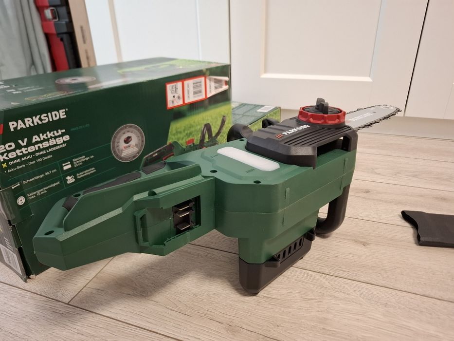 Fierastrau cu lant pe acumulator ,parkside ,drujba
