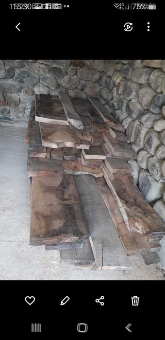 De Vanzare Parchet + Cherestea uscata natural 10 ani,esența NUC 50 mm