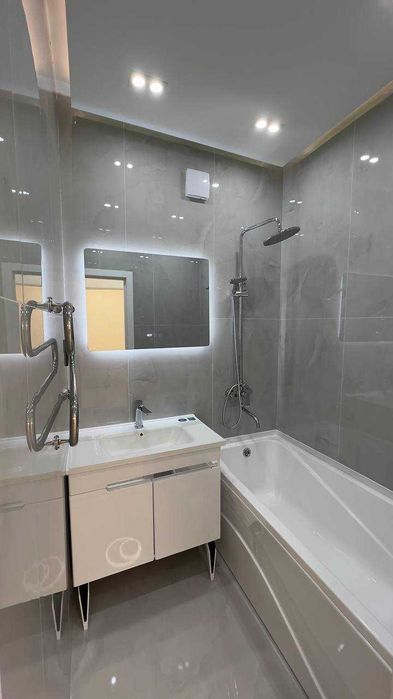 M1305 ПРОДАЕТСЯ 2/5/9 Квартира Ор.р: Метро Миллий Бог