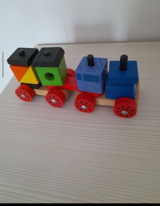 trenulet jucarie montessori lemn masiv locomotiva vagon germania