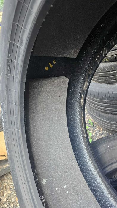 Anvelope 325/35/23 PIRELLI vara