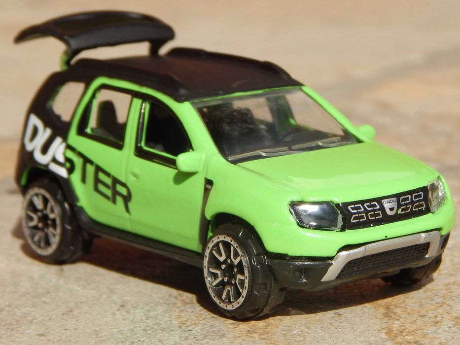 Macheta Dacia Duster 2 (HM) prefacelift 2017 scara 1:64 Majorette