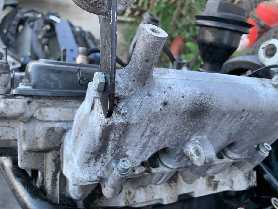 Chiulasa / Chiuloasa Stanga Complet Echipata cu Ax Supape si Tacheti 2.5TDI V6 AYM 114KW 155CP Skoda Superb 1 2002 - 2008