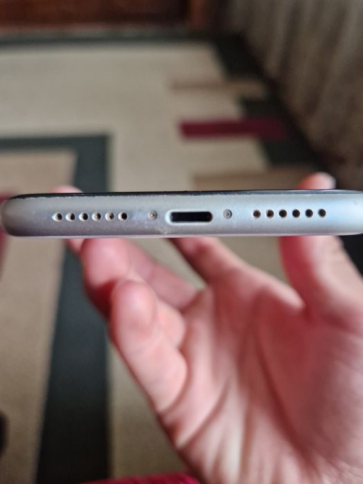 Продам телефон отличном