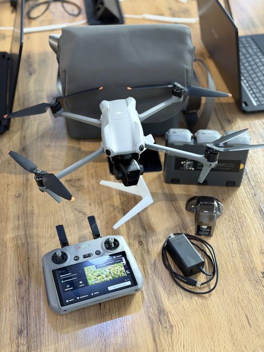 Dji air 3 fly more combo