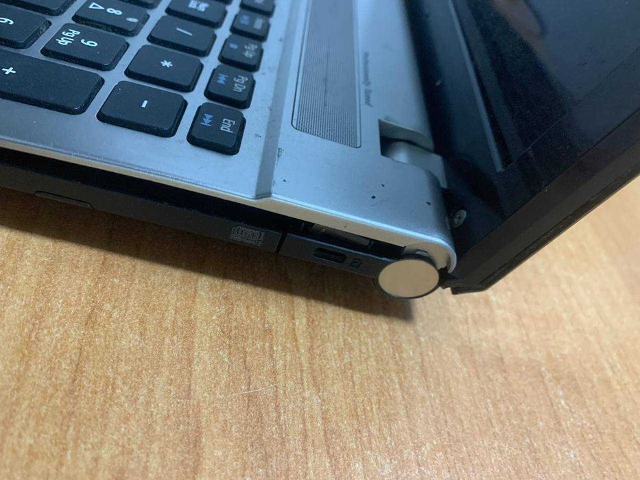 Ноутбук Acer V3-571G