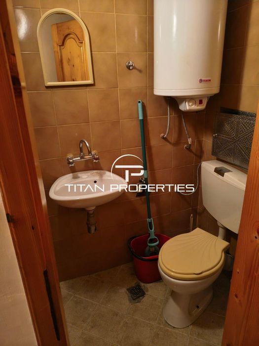 Продава се Тристаен апартамент в Бургас, Възраждане - 85 кв.м за 1080 €/кв.м - Снимка #2