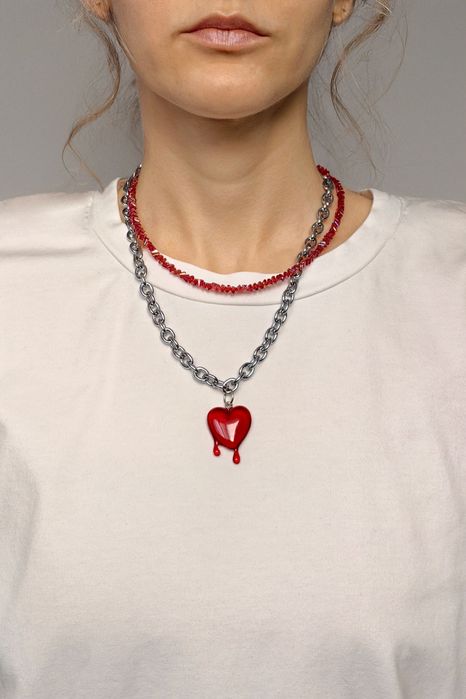 Украшение / ожерелье / колье / чокер  с сердцем