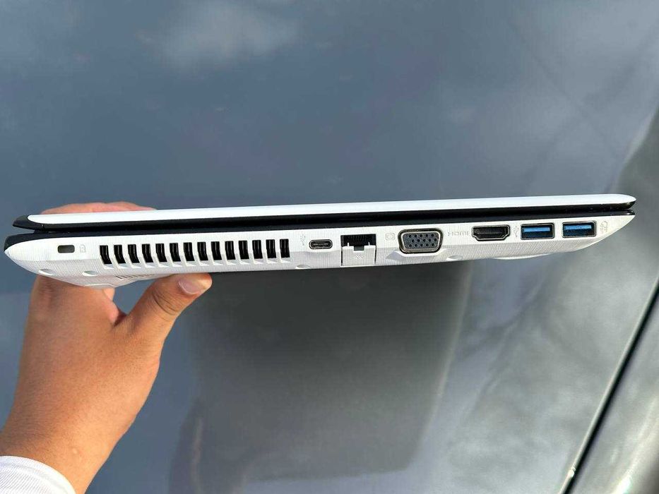 Продам Ноутбук Acer Aspire E5