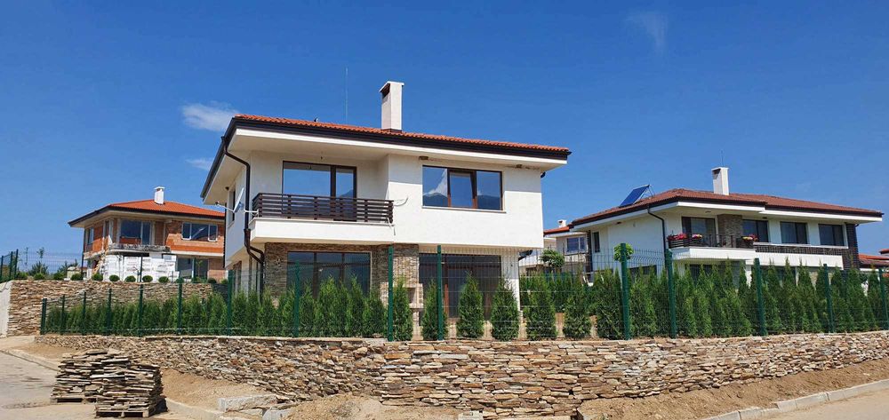 Продава се Къща в с. Рударци, Област Перник - 200 кв.м за 2000 €/кв.м - Снимка #3