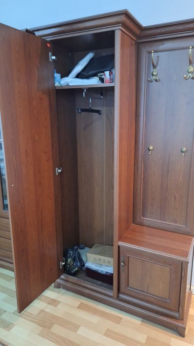 Прихожая 50 000  тг