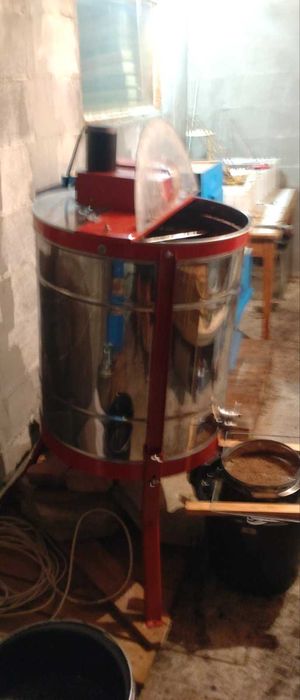 Пчелен мед 100% чист, планински от Стара планина, есен 2024 26кг кутии