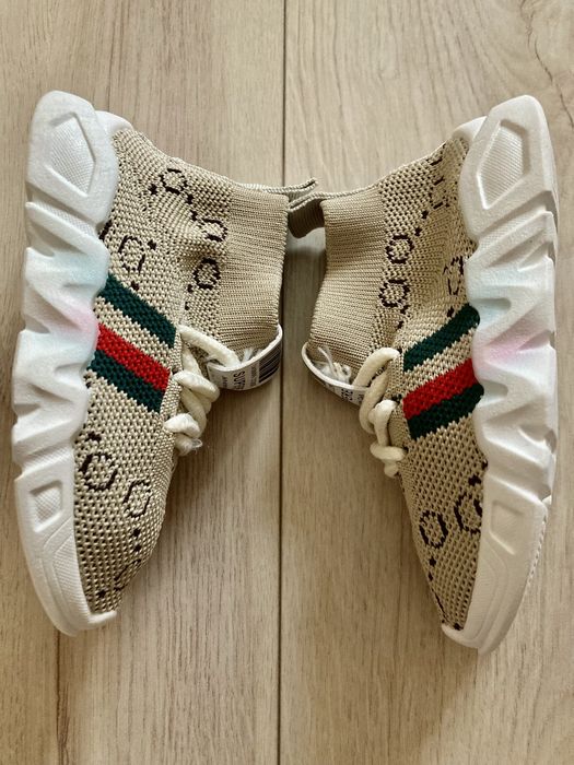 Adidasi sneakers fetite