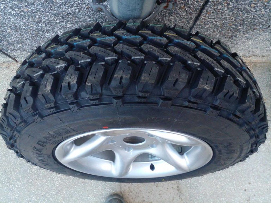 Гуми за ДЖИП -  16 цола , 205/80/R16