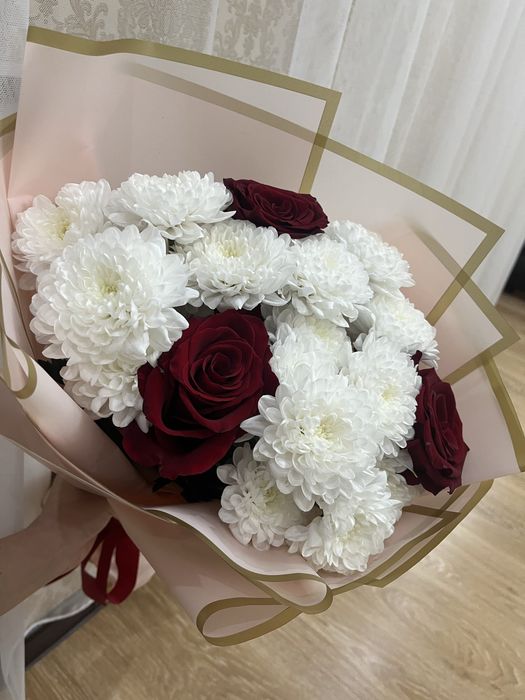 Цветы, свежие только самовызов или можно с курьером