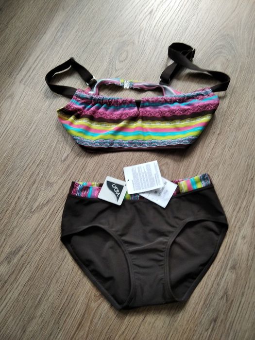 Дамски бански костюм