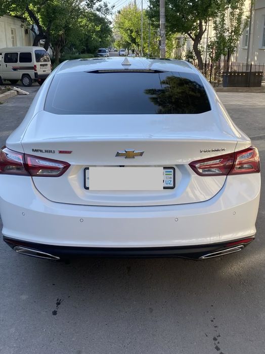 Chevrolet Malibu 2021 — 2