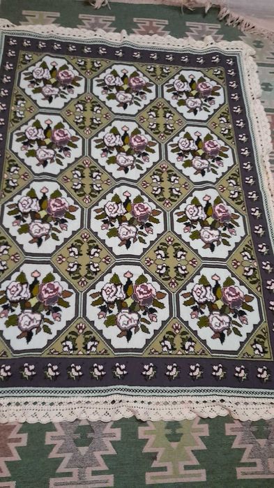 De vânzare fete de masa in chelin. Preț negociabil