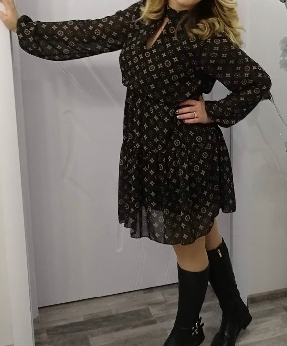 Дамски рокли размери S/М