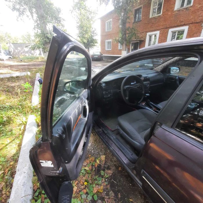 Опель  Омега б. 94г