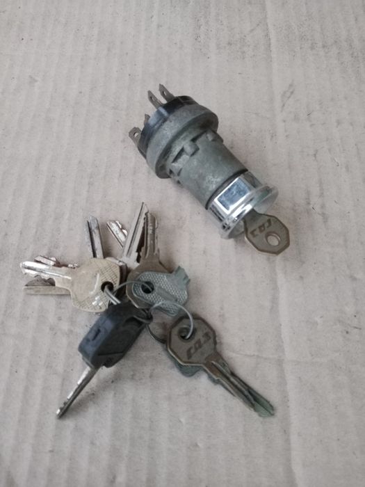 Запчасти ГАЗ 51 .52 ЗиЛ.