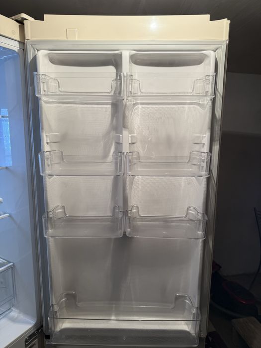 Холодильник сатылады