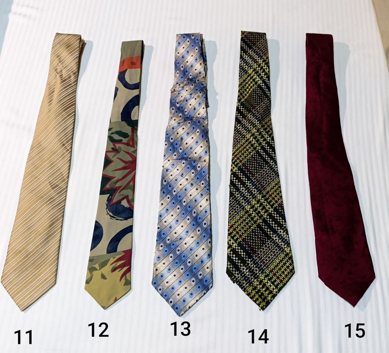 Мъжки и дамски текстилни вратовръзки