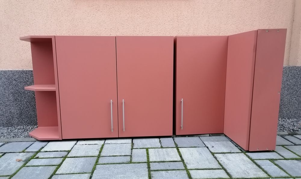 Mobila de bucatarie suspendata