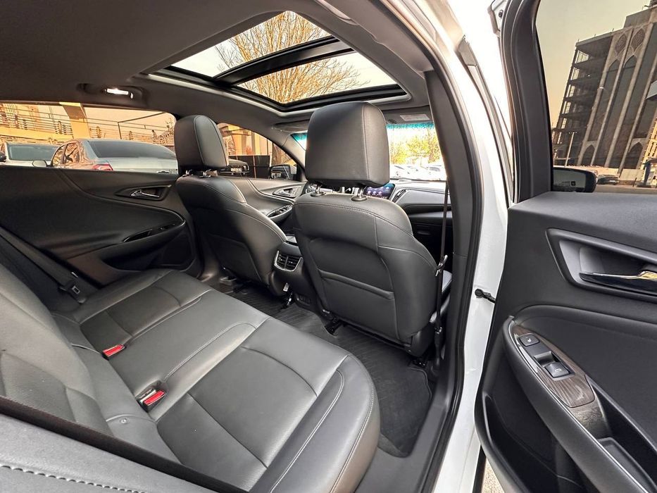 Продаётся Малибу премьер в отличном состоянии