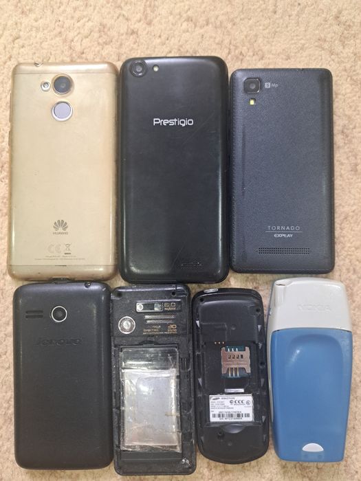 Продам телефоны на запчасти