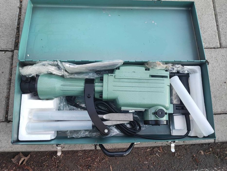 Къртач IDWA demolition hammer