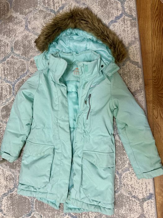 Куртка для девочек 122-128р