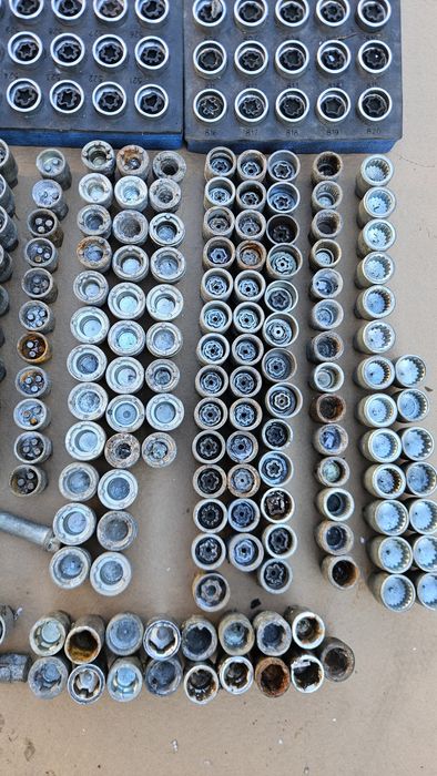 Deblocat prezon piulite antifurt auto BMW vw audi skoda volvo renault