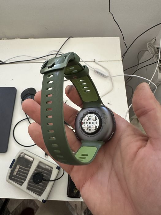 Продам часы на андроиде polar