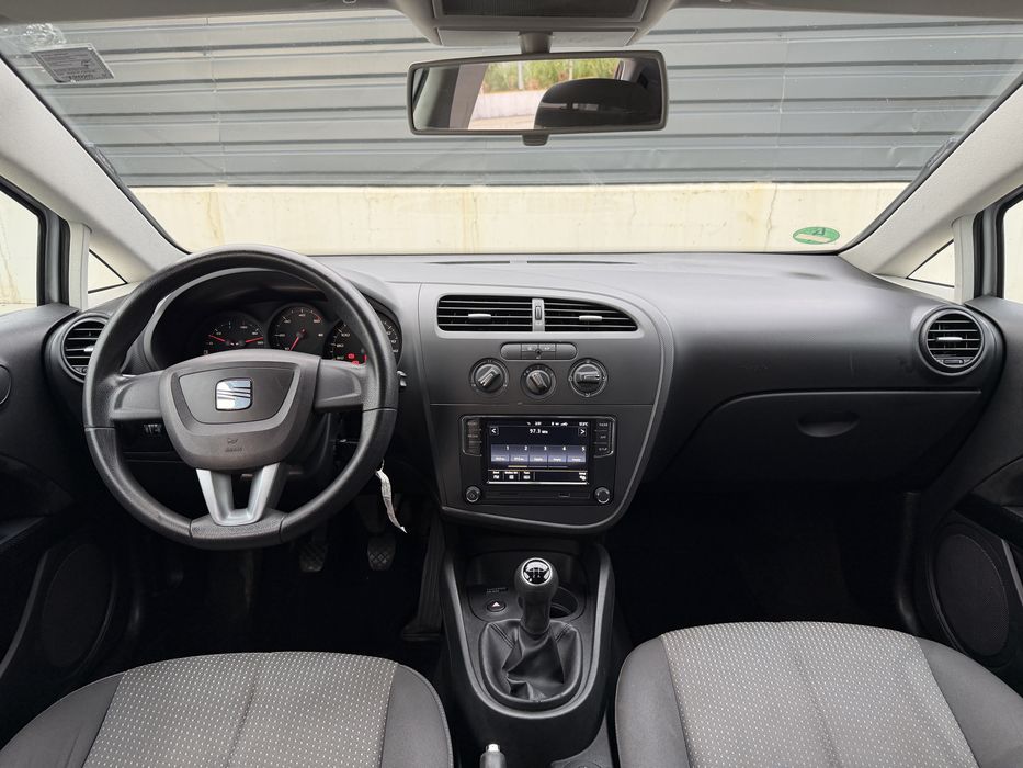 SEAT Leon 2011 — imagine 5