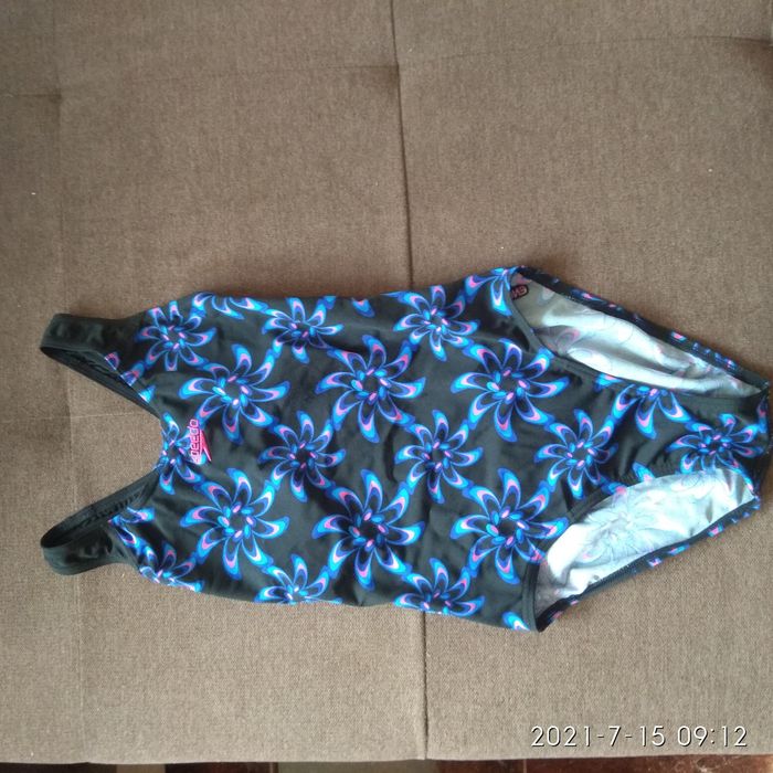 Детски цял бански на Speedo