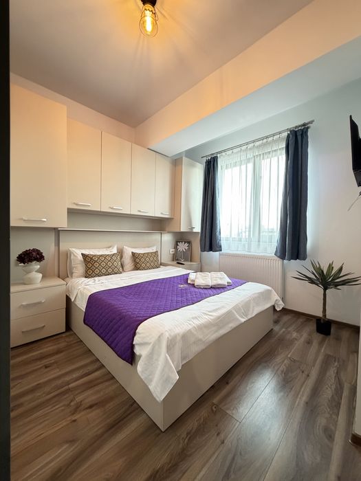 IS LUX Apartamente Regim Hotelier Iasi Zona Centru-Spitale-Palas
