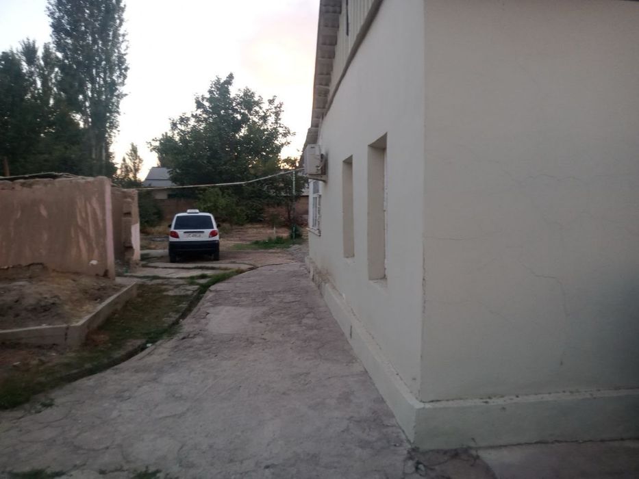 Uchastka sotiladi Chirchiq