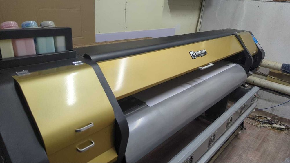 продам широкоформатный плоттер BOSSRON 1800