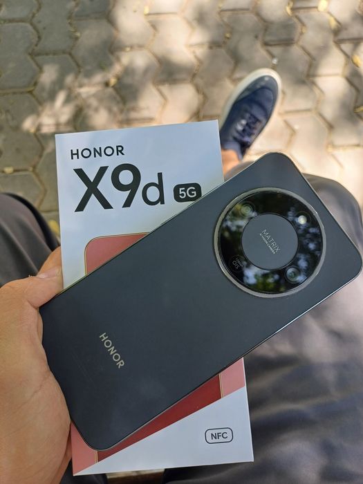 Honor x9d   12/256 gb