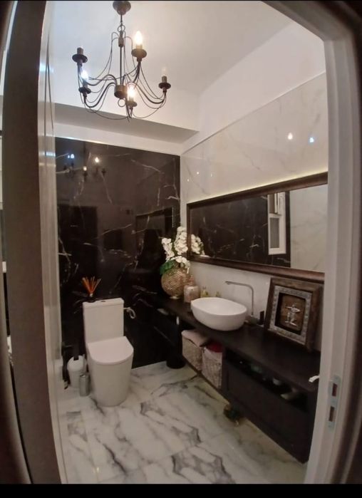 Vand apartament 3camere 114 mp cu Terasa spre Gradina Ultra Central