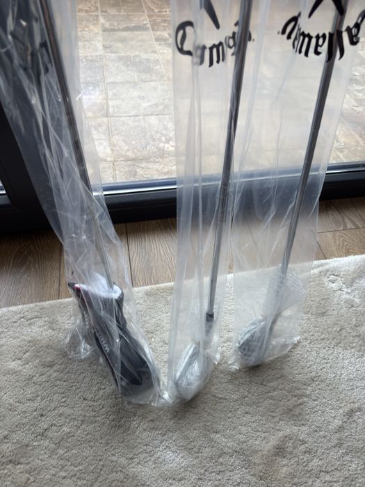 Клъбове / Стикове за голф - P и Пътър