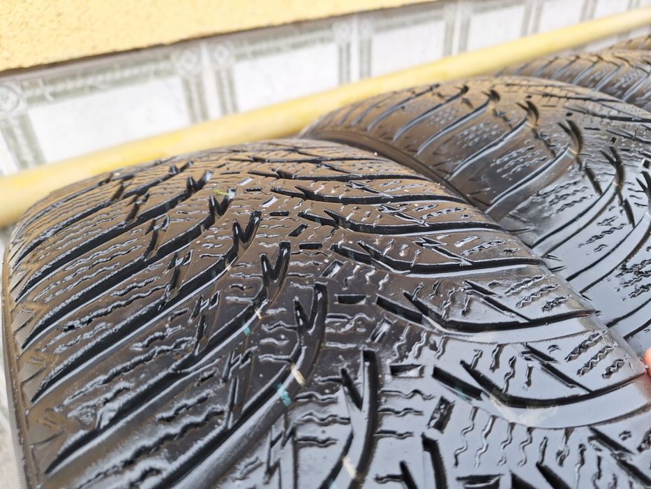 Set complet roti Vw 16" jante tabla, anvelope iarna + capace originale