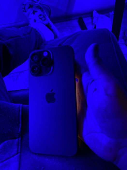 Vand iphone 15 pro max 256gb