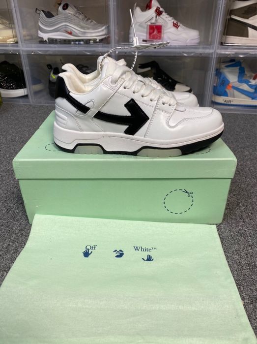 Off whire office si jordan 4