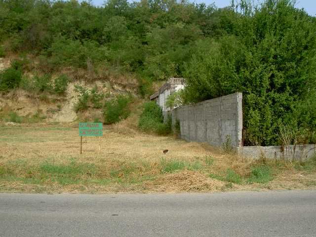 Vand teren intravilan parcelat