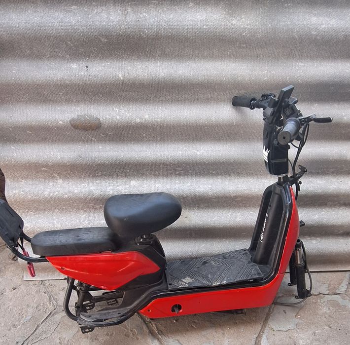 Скутер ск8 500ватт