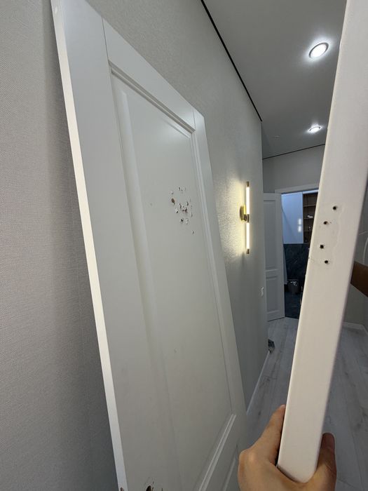 Продаю б/у двери с деффектом