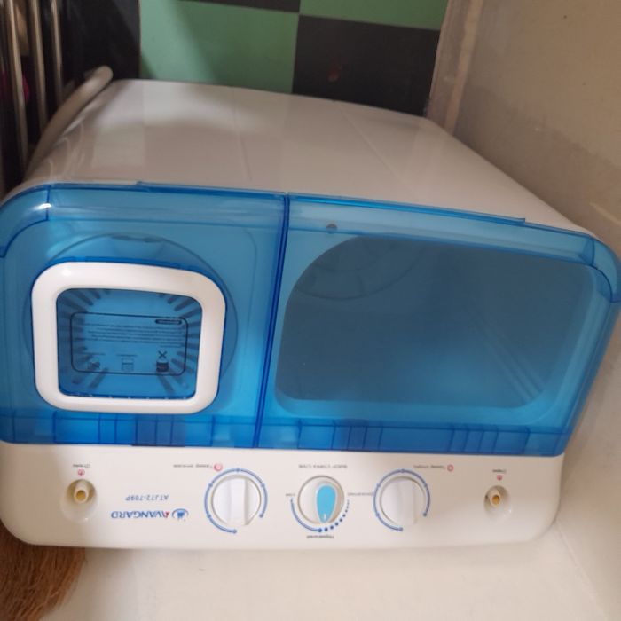 Стиральная машинка полу автомат Авангард  6кг