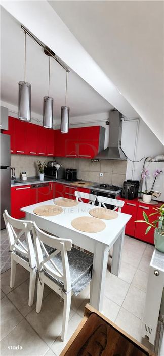 Lipovei - Decomandat - 2 Camere - Mansarda - Centrala Proprie - Clima